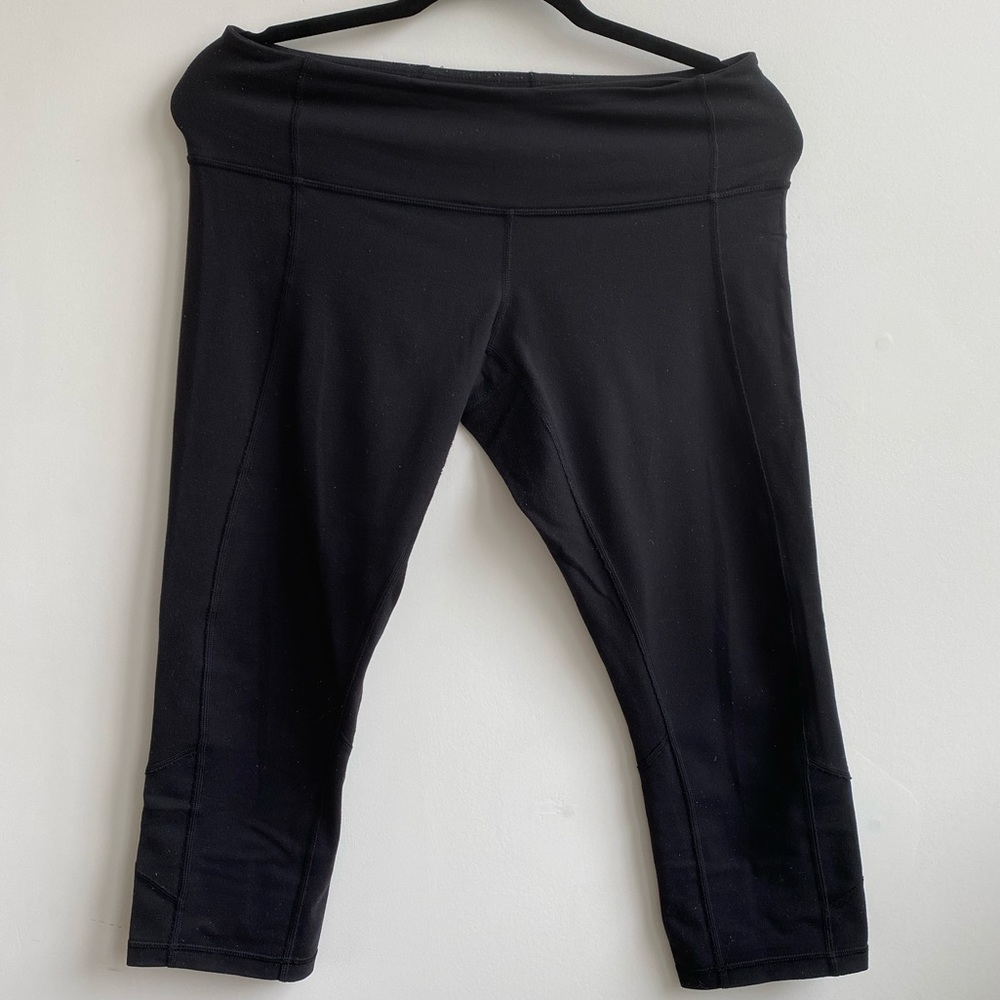 Lululemon- Running Crop 19”